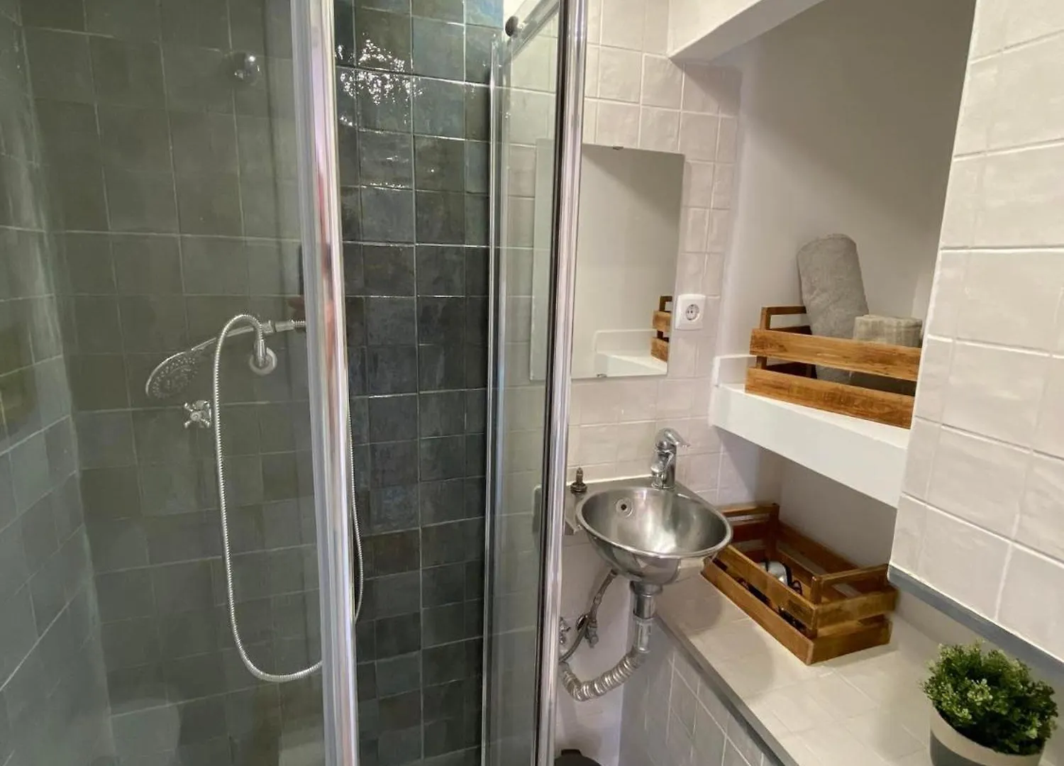 Cosy Viewpoint Apartment Lisbon