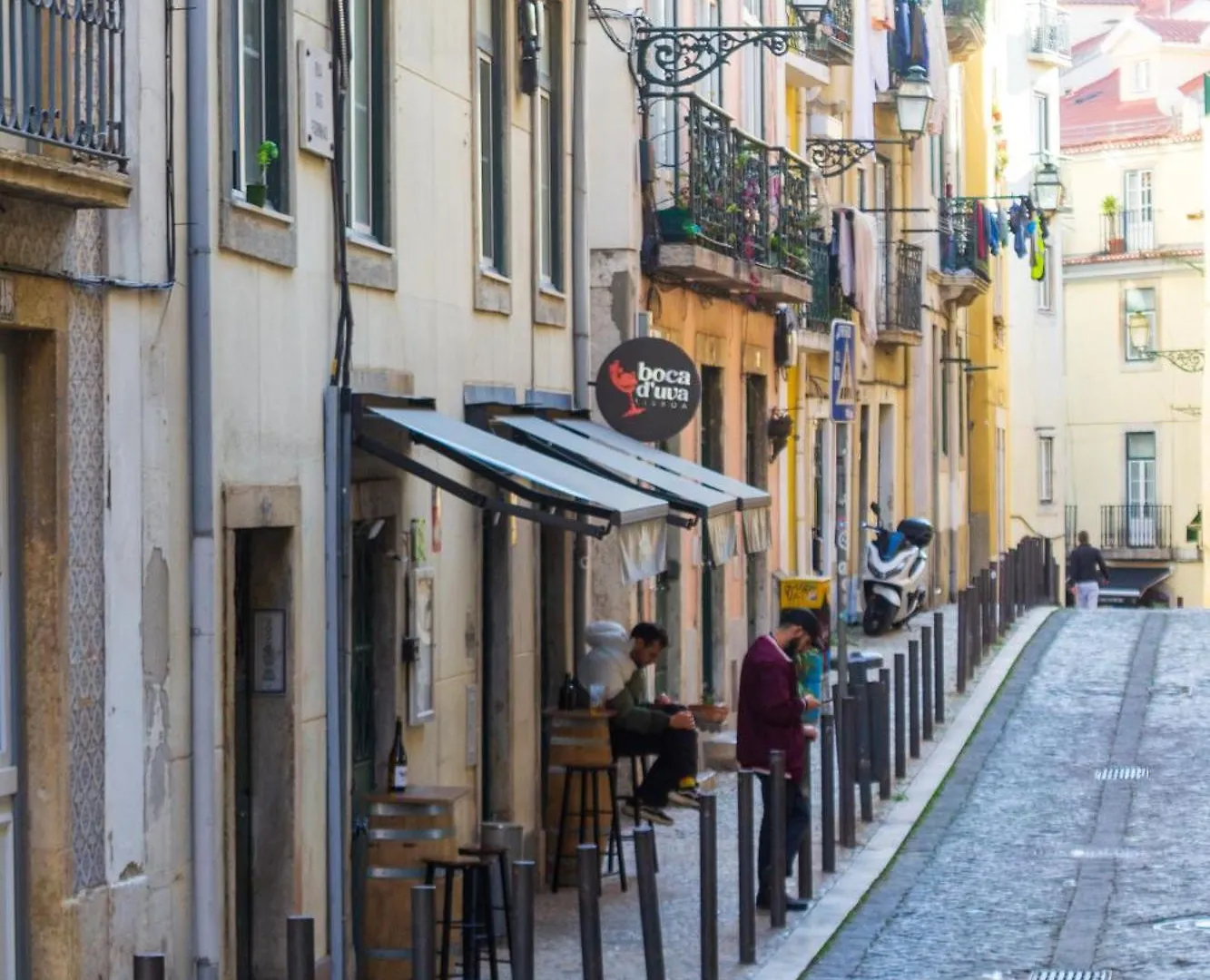 Cosy Viewpoint Apartment Lisbon